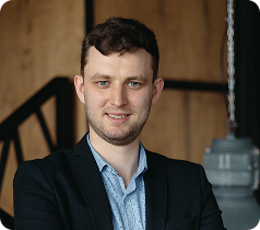  «Мне понравилось, что здесь нет «черного ящика». Я всегда понимаю, откуда берутся данные и почему они подходят именно моему бизнесу.»